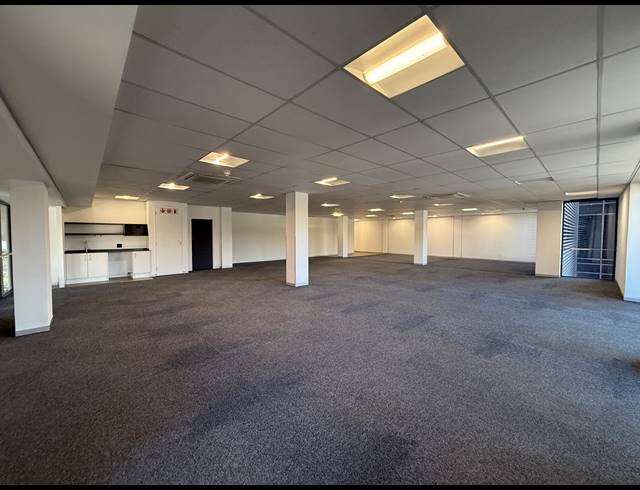 249M² OFFICE TO LET IN PARKTOWN
